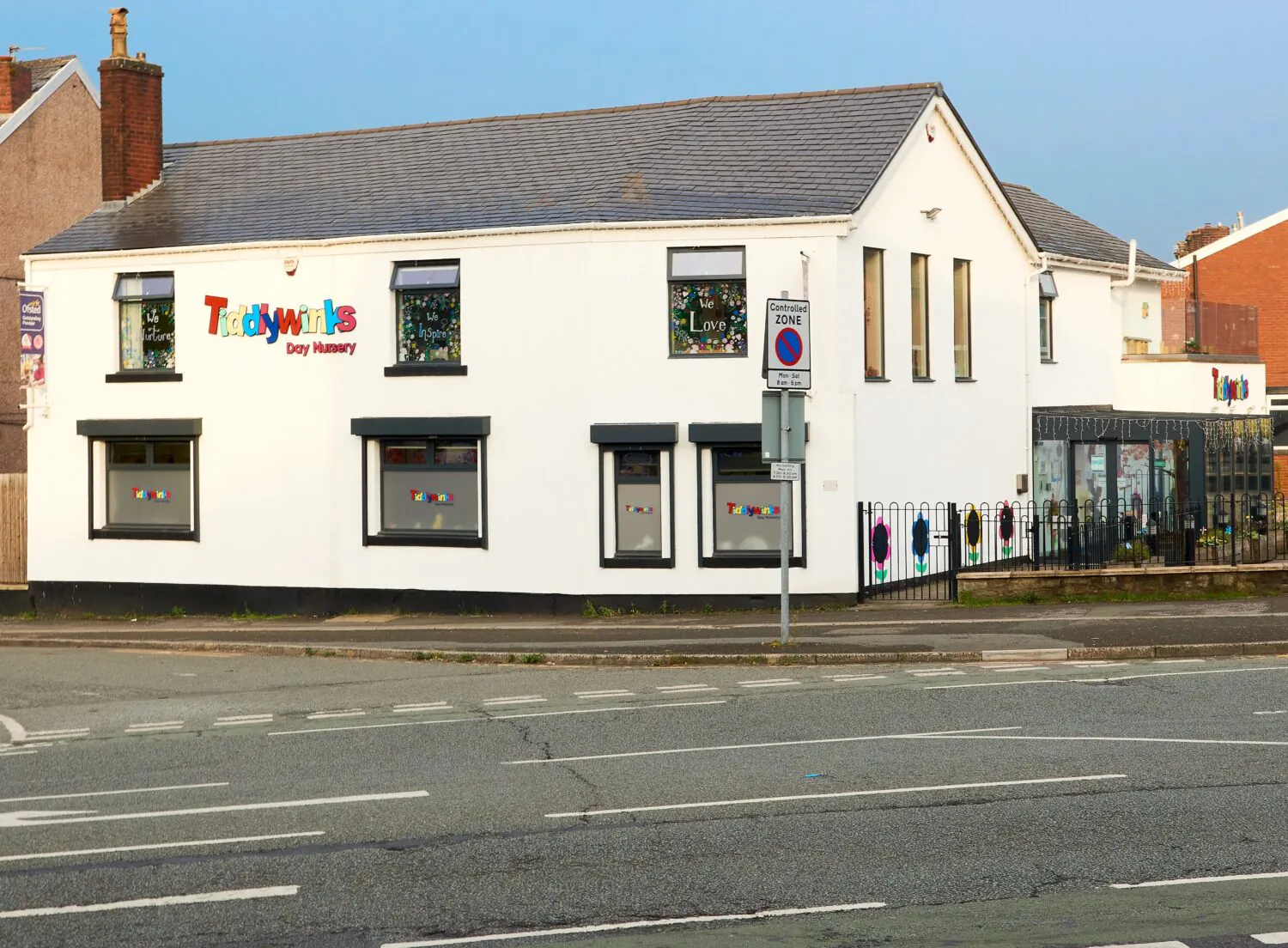 Gallery: bury-01-front