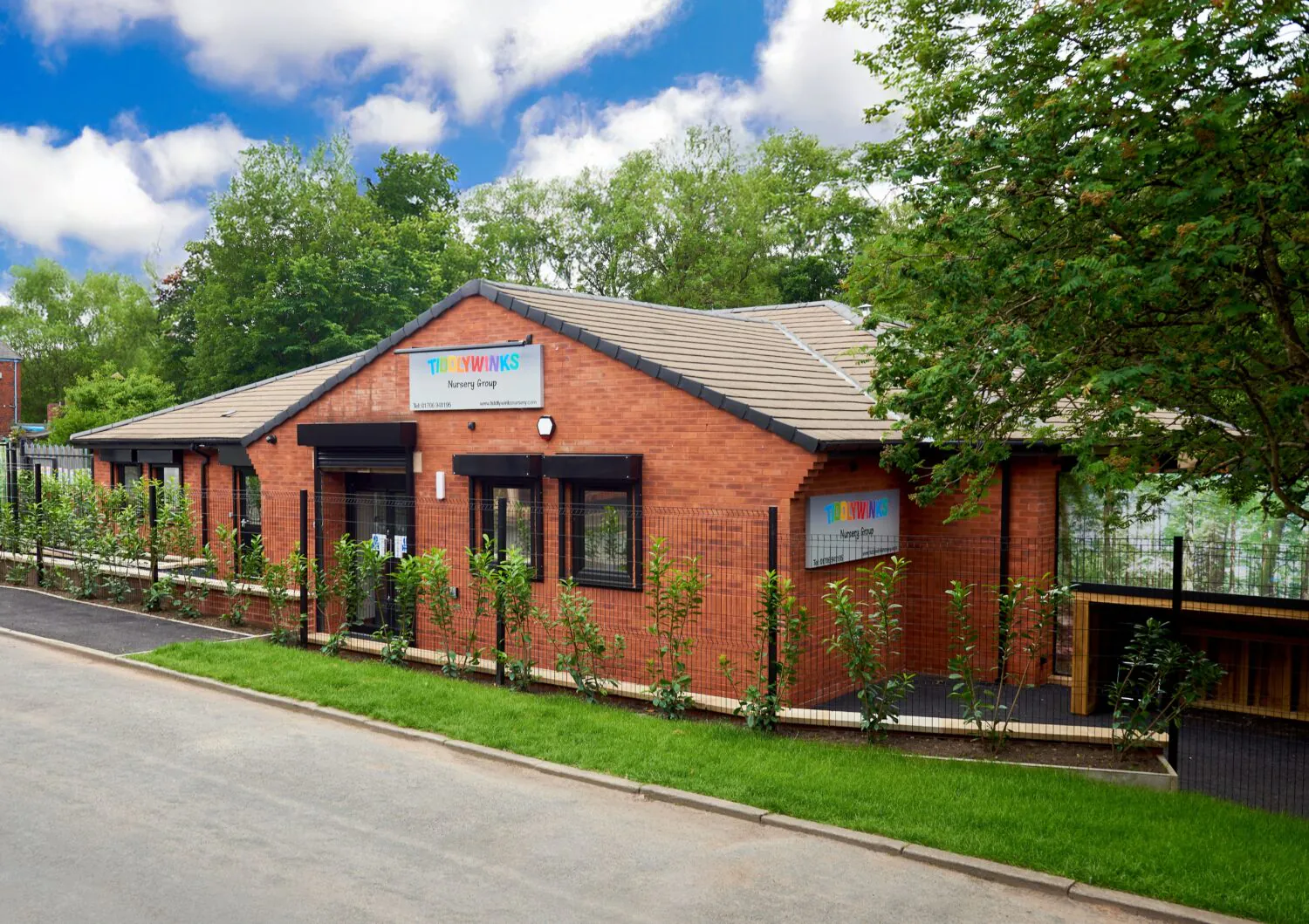 Gallery: milnrow-01-front